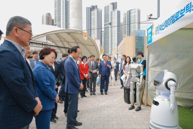 19~20일 대구삼성창조캠퍼스에서 열린 2026 대구메이커페스타는 이틀간 3만2천여명 관람객이 다녀가며 시민 축제로 자리매김했다. 매일신문