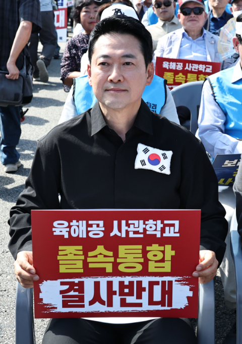 김승원 낙마로 기세 올린 국힘, 강신철로 표적 변경… 추석 앞두고 대여 총공세
