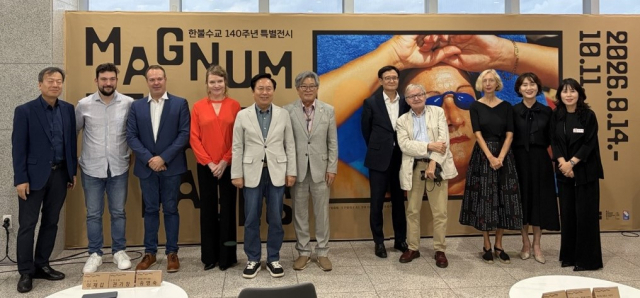 안동문화예술의전당은 지난 17일 개관 16주년을 기념해 마련하고 있는 