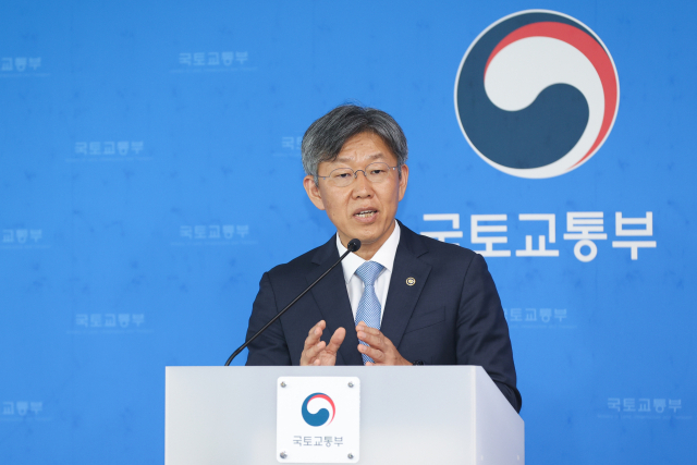 김이탁 국토교통부 1차관이 22일 정부세종청사에서 