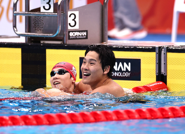 김영범, 자유형 50m 금메달…아시안게임 신기록 경신