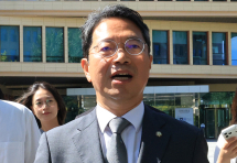 인사참사에…초유의 수장 연쇄 공백, 국민은 불안하다