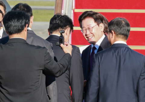 李대통령, 미국·멕시코 방문 위해 출국