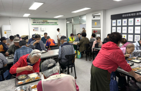 한국마사회 렛츠런파크 영천, 추석맞이 밥상 제공 및 안부 확인 사업 진행