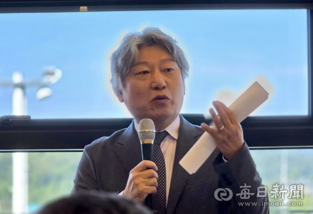 유정훈 한국도로공사 사장이 22일 세종시에서 열린 기자간담회에서 경영방침에 대해 답변하고 있다. 2026.9.22. 홍준표 기자