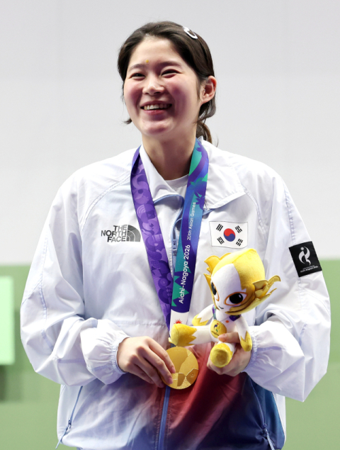 [아시안게임] 추가은, 여자 10ｍ 공기권총서 금…오상욱, 펜싱 남자 사브르 금 추가