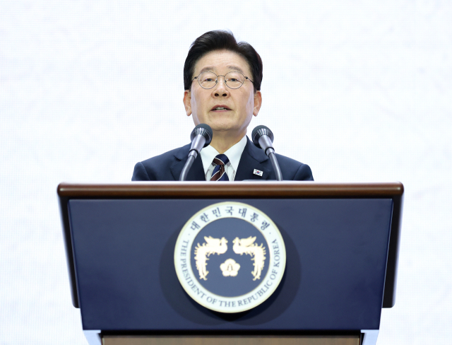 이재명 대통령이 28일 인천 송도에서 열린 제20회 세계한인의 날 기념식에서 기념사를 하고 있다. 연합뉴스