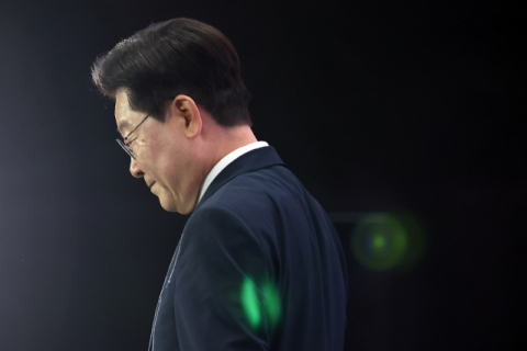 李대통령 대북 유화책, '안보 난맥상' 낳았나…'文 어게인' 우려 