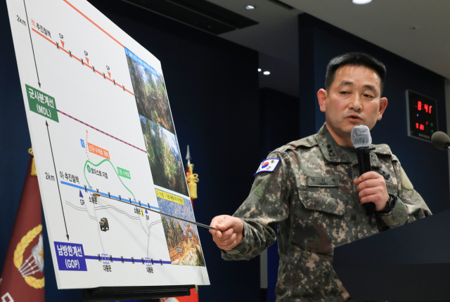 양진혁 합동참모본부 작전부장이 28일 서울 용산구 국방부에서 열린 