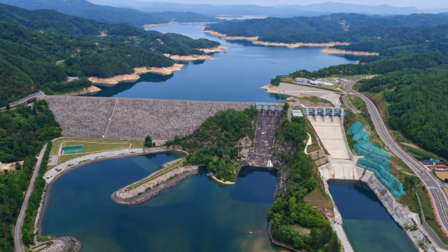 안동댐 본댐 전경. K-water 안동권지사 제공