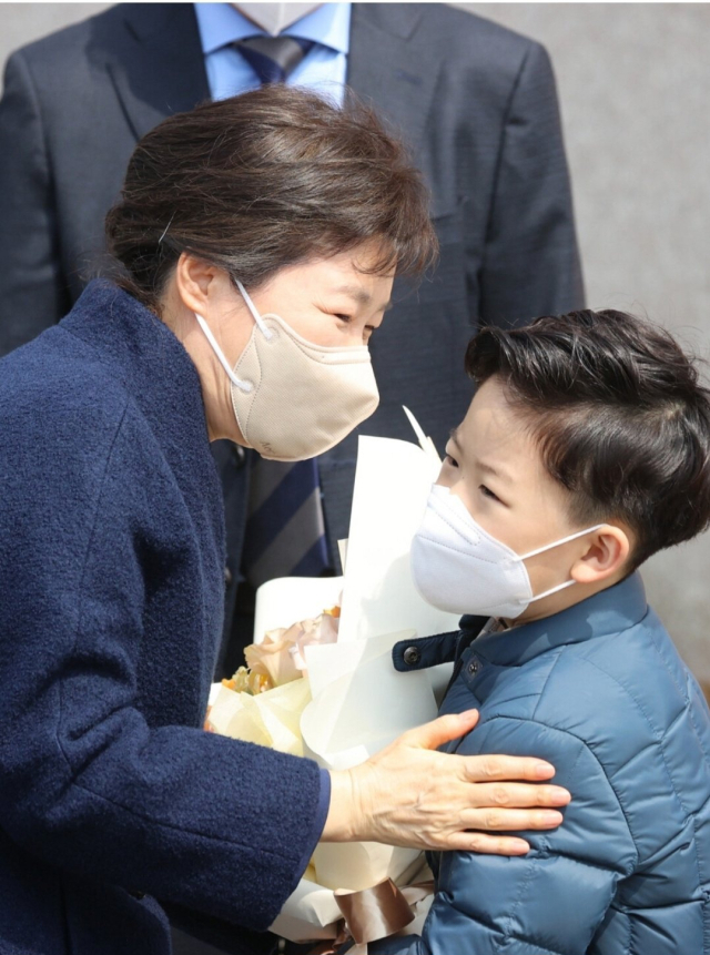 '박근혜 화동'(花童) 곽민규 군, 바둑 신동(神童) 아마 1단 