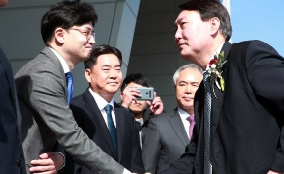 민주, 한동훈에 역공 