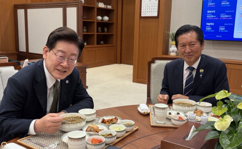 李, 네티즌 '정청래 졸라 다구리 후 불러 잔인'에 직접 반박