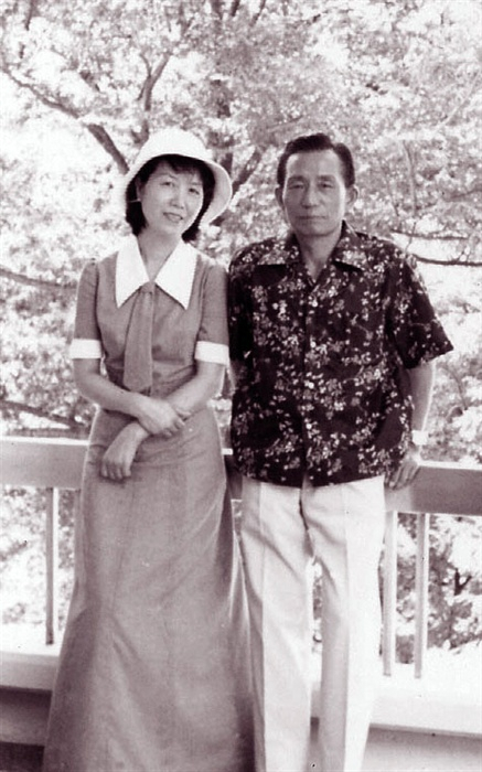 육영수 여사와 박정희 전 대통령의 젊은 시절 모습. 연합뉴스
