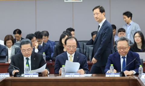 '정보보호 100점'이라더니…1,239억 쓰고도 뚫린 은행
