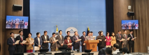 '암살자들'에 TK 의원들 집단 반발…