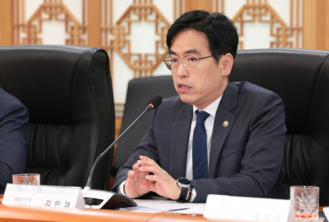 '경자유전' 원칙이라는데…행안부 차관 모친 소유 땅 '농지법 위반'