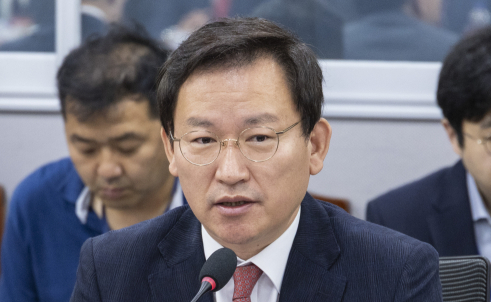 김형동 