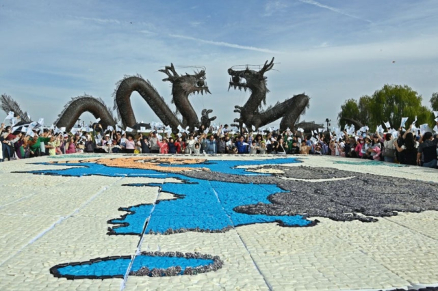 사람 잡는 '세균 김밥'?…전북 김제 축제 방문객 300명, 집단 구토·설사 증상