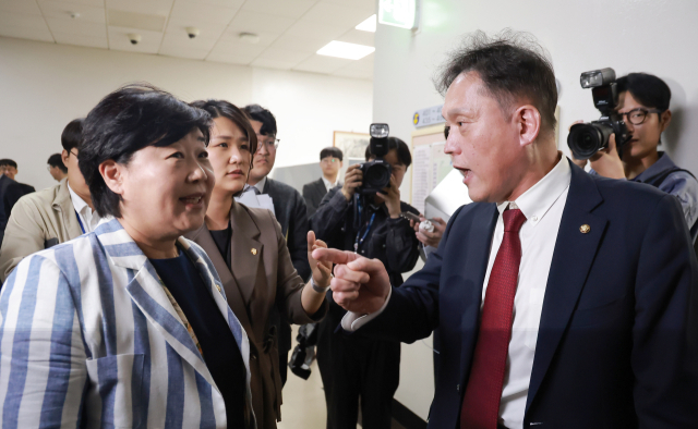 유튜브 노렸나…