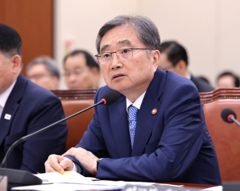 [속보] '본국 소환' 박기창 주우크라이나 대사 귀국 