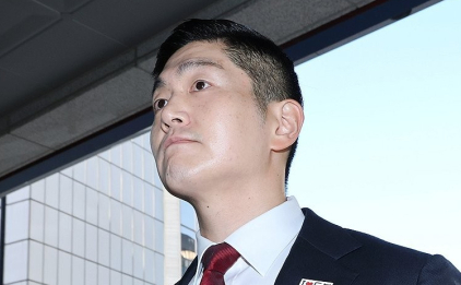 명예훼손 조사 16시간? 알고보니 경찰담당자가 靑 측근 