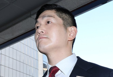 명예훼손 조사 16시간? 알고보니 경찰담당자가 靑 측근