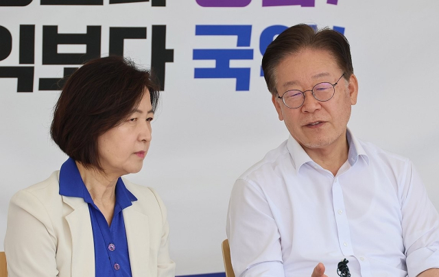 추미애 경기도지사와 이재명 대통령의 과거 모습. 연합뉴스