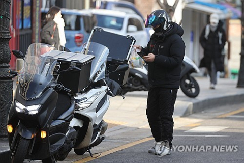 배달앱 수수료 상한 법안 3건 국회 계류…국감 후 심사 본격화