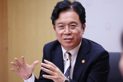 김영훈 