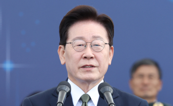 李 지지율 35.2% '3주째 하락'…국힘, 민주 지지율 역전