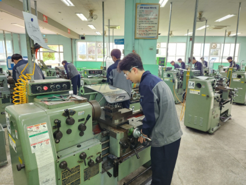 대구 직업계고, 미래산업 맞춤형 학과로 재편…