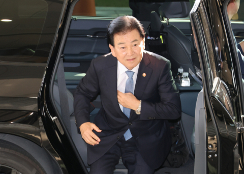 北 미사일 계속 쏴도 한미동맹 이상없다?…野 