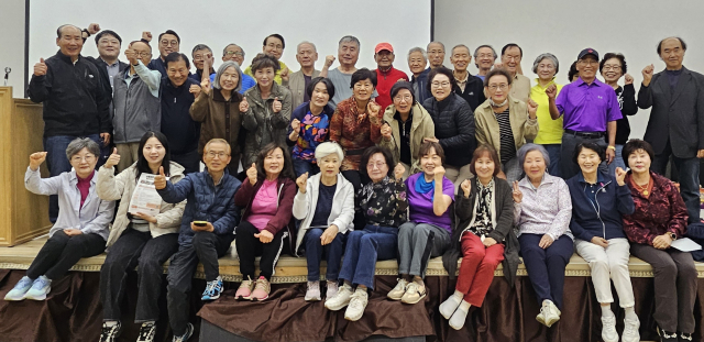 안동병원은 지난달 28일부터 8일까지 캐나다 캘거리와 벤쿠버 등을 찾아 현지 노인회와 협약을 체결하고, 지역관광과 건강검진을 연계한 