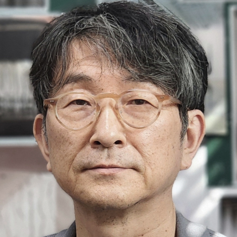 [매일춘추-임현락] 오물과 별빛, 그 사이 존재들