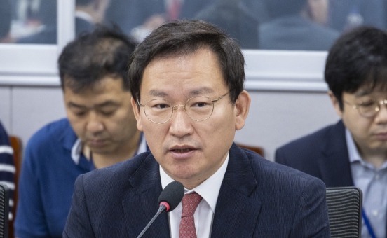 9년 걸리는 전력망 건설, 호남 반도체는 2년 반 만에?