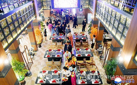 북한, 한 달 새 지방 11곳에 불고기 식당…