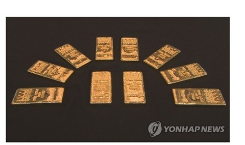 고점서 26%나 하락한 금값…금 ETF 수익률도 '뚝'