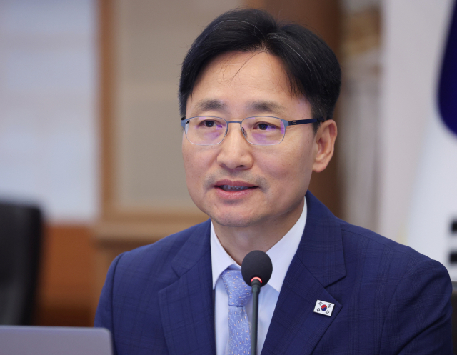 임광현 신임 비서실장이 15일 청와대에서 이재명 대통령 주재로 열린 수석보좌관회의에서 인사말을 하고 있다. 연합뉴스