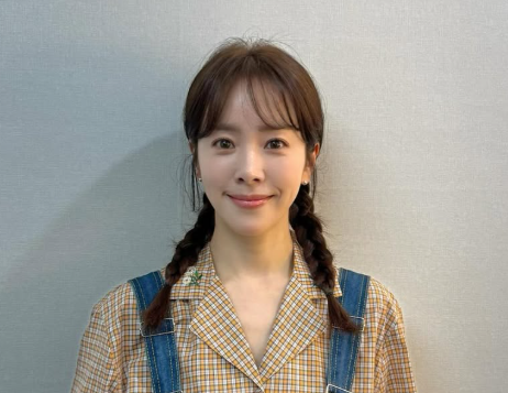 배우 한지민. 인스타그램