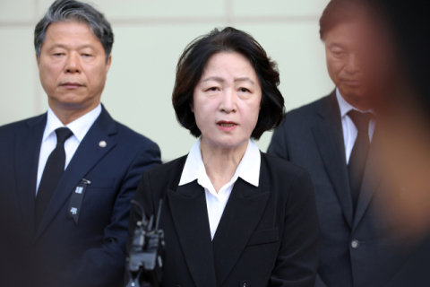 소방관 '빨대' 발언 이어 '억지 사과' 논란까지 추미애의 '입' 여권 전체 리스크로