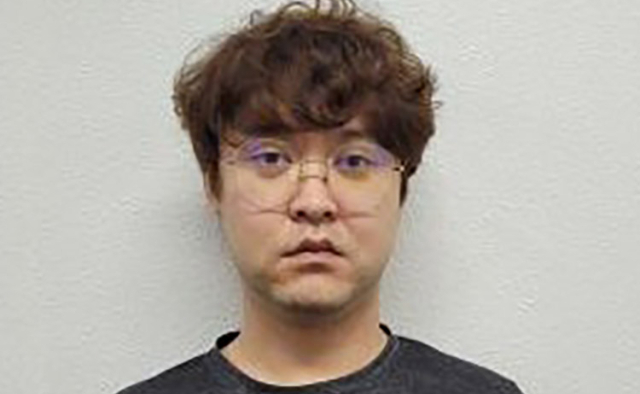 유학생 살해 중국인 대학강사 첫 재판…