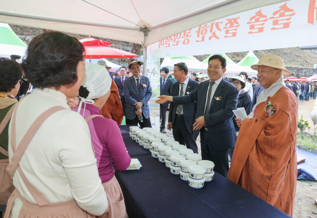 의성 '고운문화제 및 고운사찰음식축제' 성료 …산불 피해 극복과 천년고찰의 회복 기원 