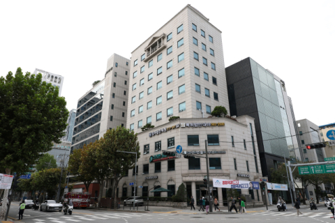 [속보] 역삼동 화재 용의자 특정…70대 남성, 빌딩 2곳 방화 후 제기동 방향 도주 추적