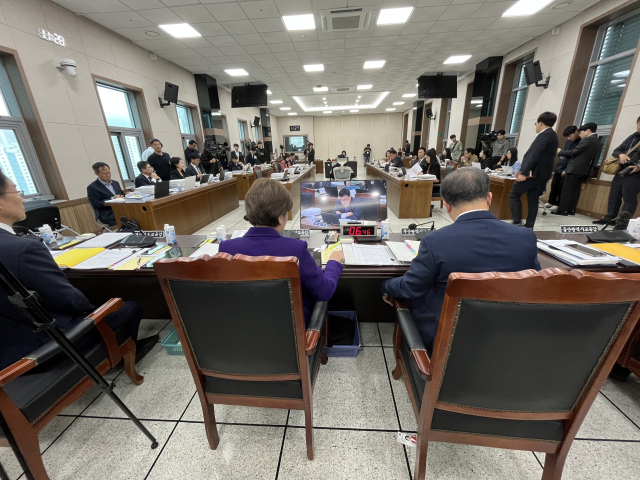 20일 부산시교육청에서 대구·경북 등 6개 지역 교육청을 대상으로 국회 교육위원회의 국정감사가 열리고 있다. 김영경 기자