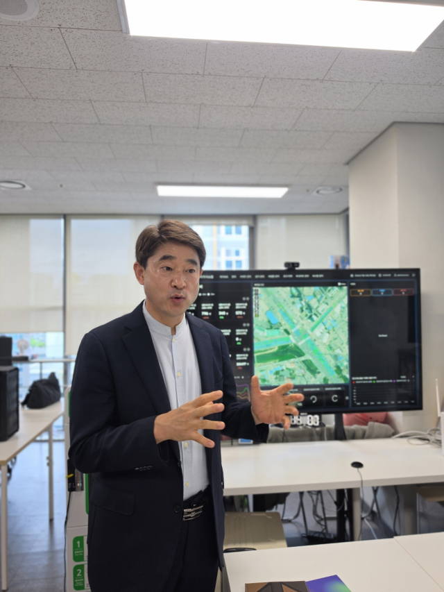 동대구 스케일업허브에서 만난 오태동 범호아이티 대표가 자의 플랫폼의 강점에 대해 설명하고 있다. 정우태 기자