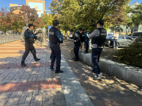 대구동부경찰서, 다중이용시설 흉기범죄 대응훈련 실시