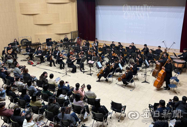 지난 22일 합천에서 열린 경남도민예술단 순회공연 