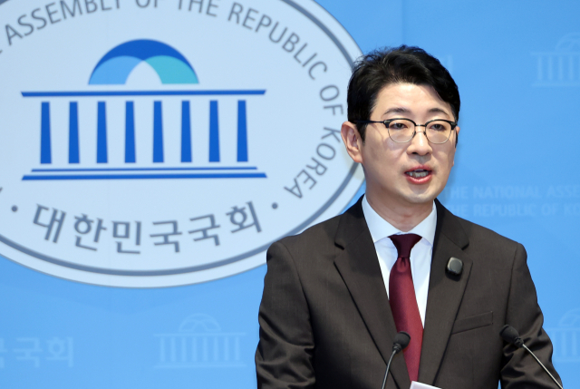 국민의힘 주진우 의원이 25일 국회 소통관에서 기자회견을 열고 