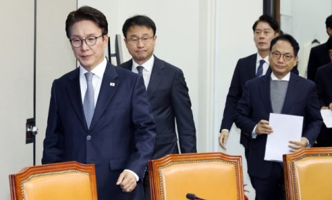 '신천지 개입설' 둘러싼 계파 갈등 다시 불거졌다
